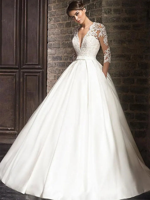 Elegant Lace Wedding Dresses Half Sleeves V-Neck Bride Dress with Pockets